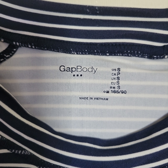 GAP Women's Long Sleeve Striped Surf Rash Guard Swim Size Small - Picture 3 of 4